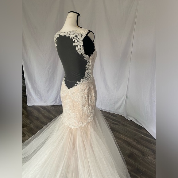 Giselle #14700 size 4 Fit & Flare illusion back sample floor Dress - Picture 9 of 16